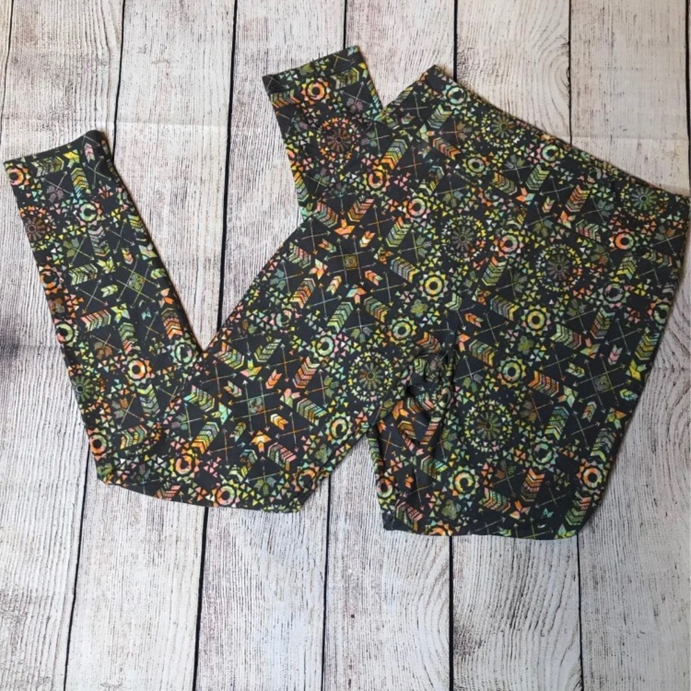 LuLaRoe Leggings Size Small